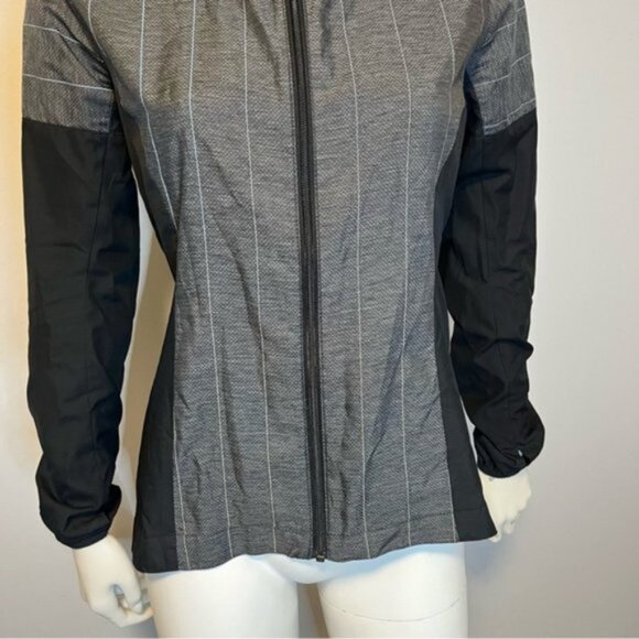 Adidas Supernova Storm Women's lightweight Jacket /windbreaker Size Small - Picture 8 of 12